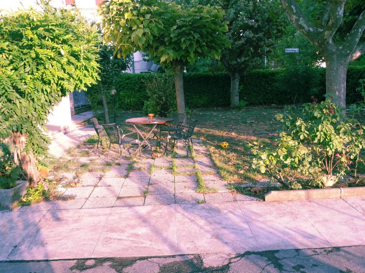 Bed & Breakfast Anzola Anzola dell'Emilia Exterior foto